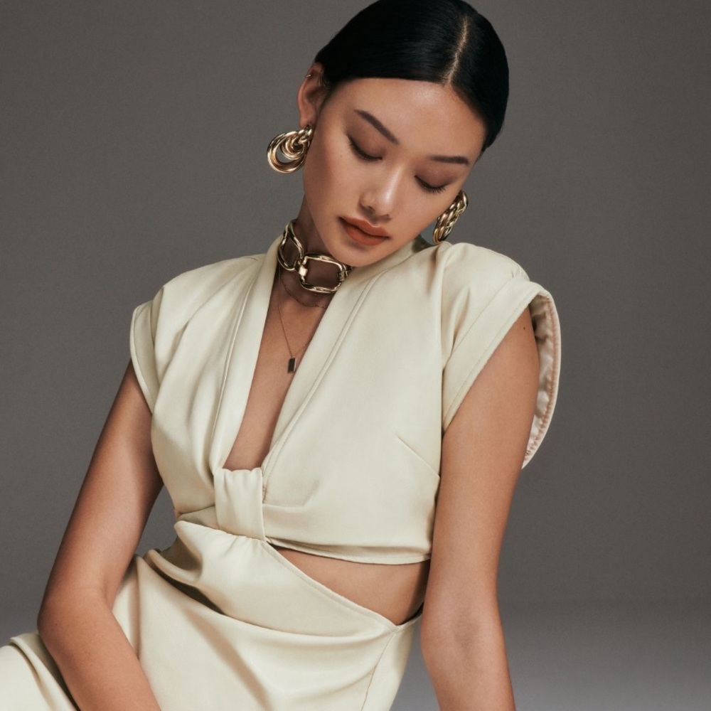 Anthropologie Chunky Gold-Link Necklace